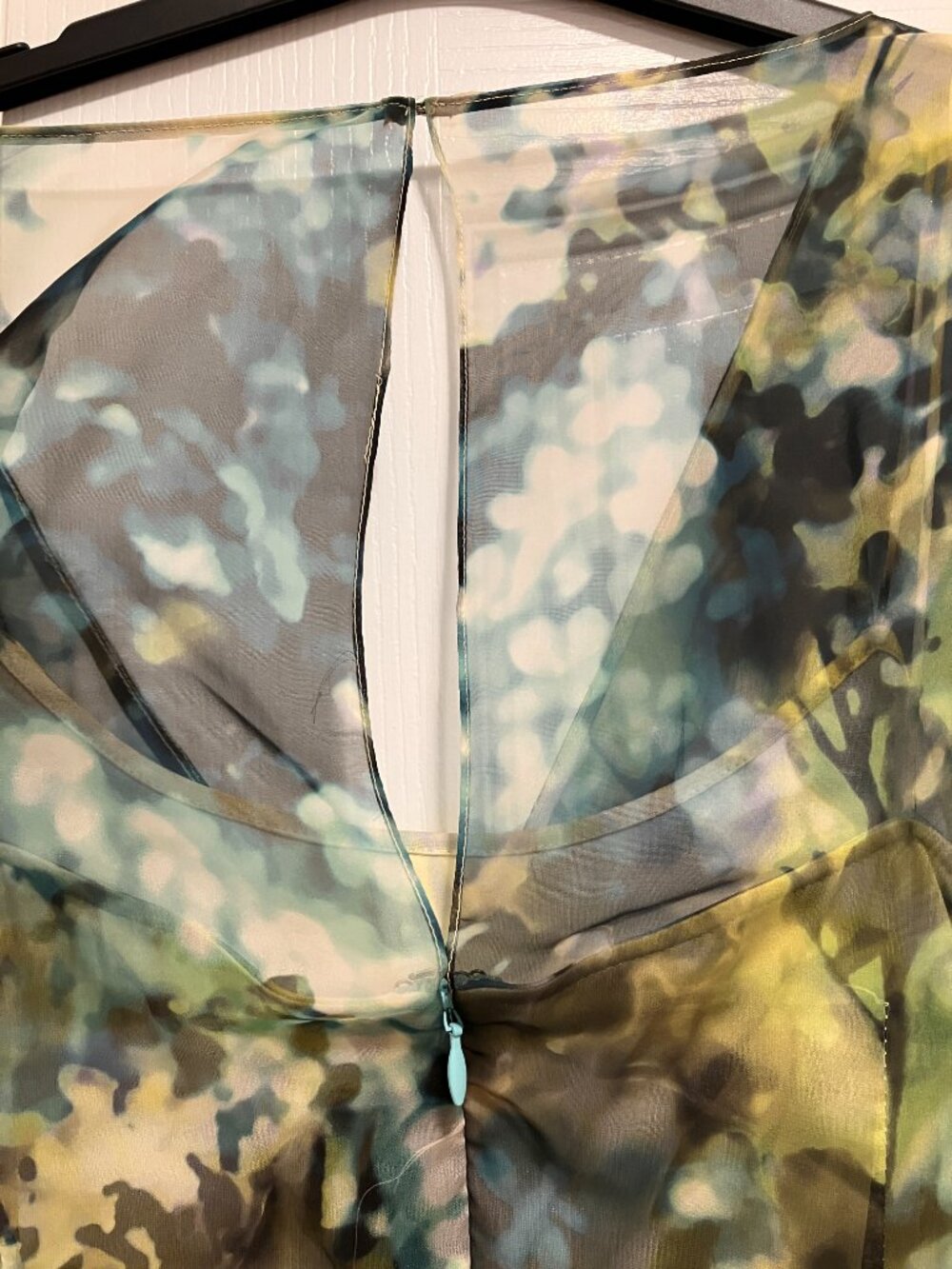 Kay Unger New York Sheer Watercolor Overlay Dress | Size 12 - Picture 10 of 10